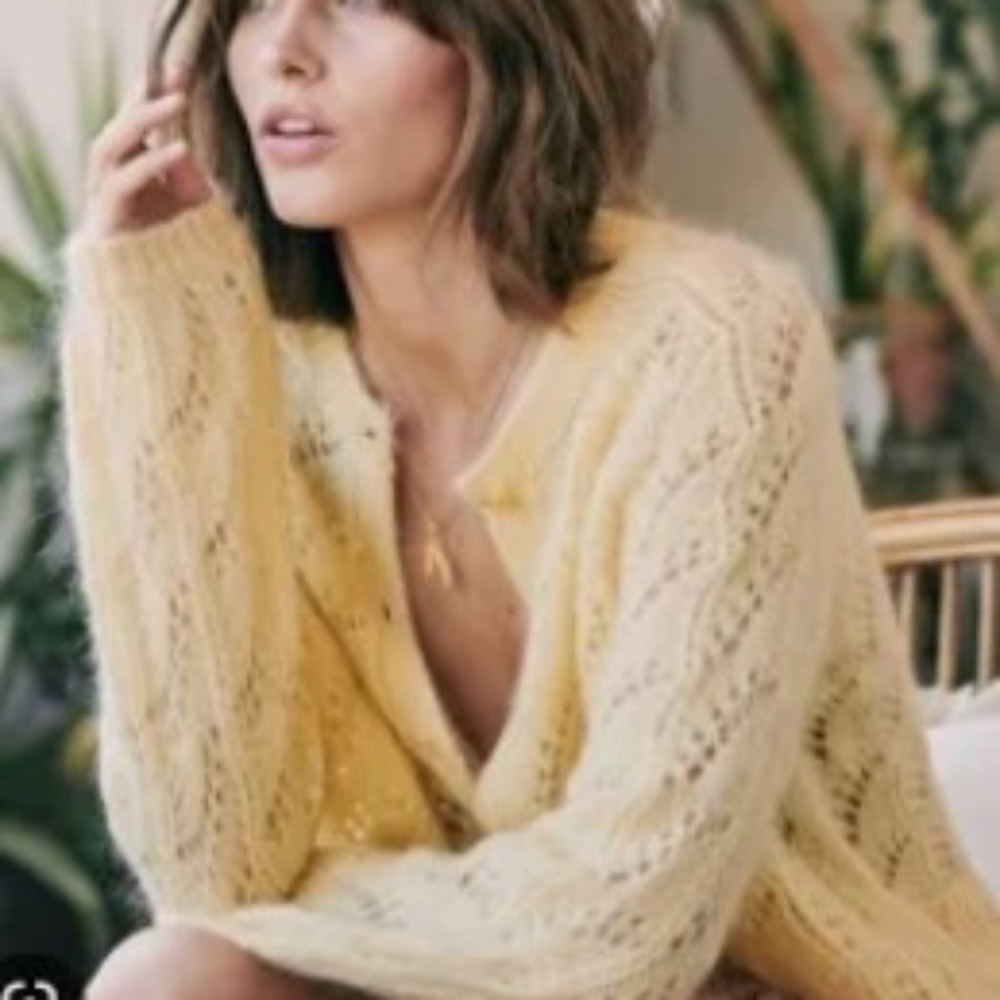 Sezane Cardigan Size Medium